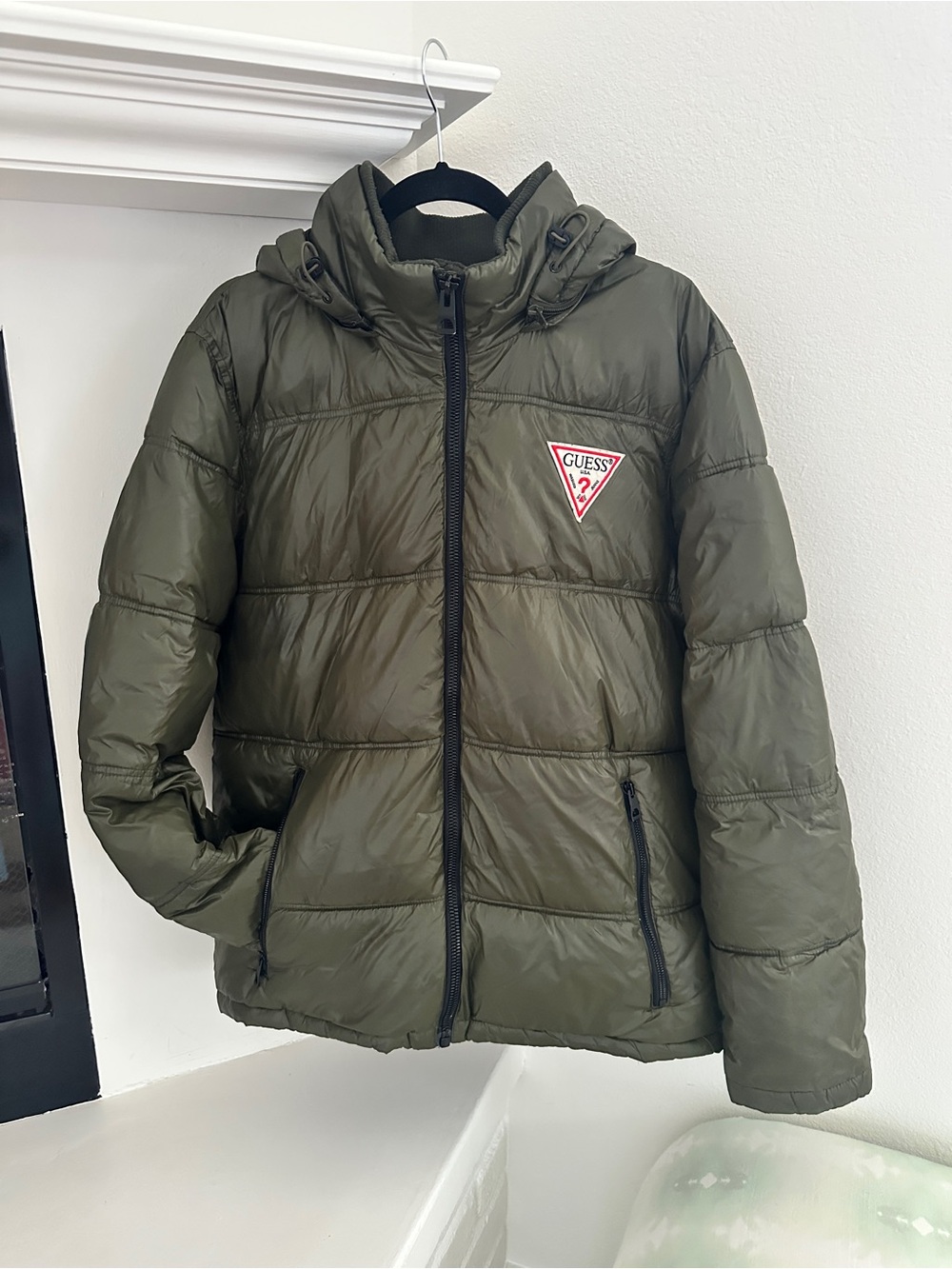GUESS Men’s Hooded Puffer Jacket – Olive Green – Size Large
